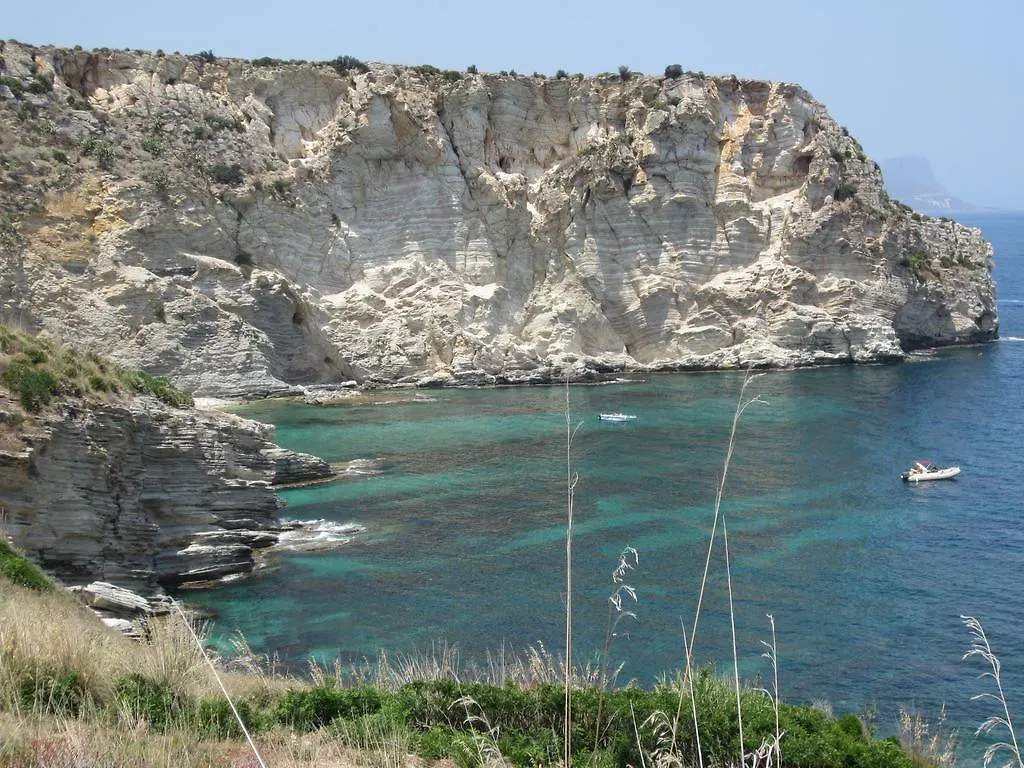 Casa Vacanze La Terrazza Sul Golfo 카스텔라마레델골포